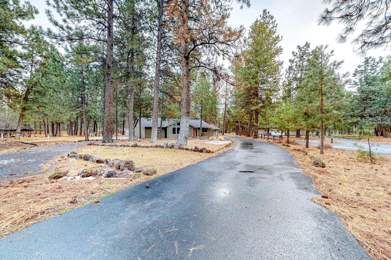 Retreat In The Pines Villa Sisters Exterior photo